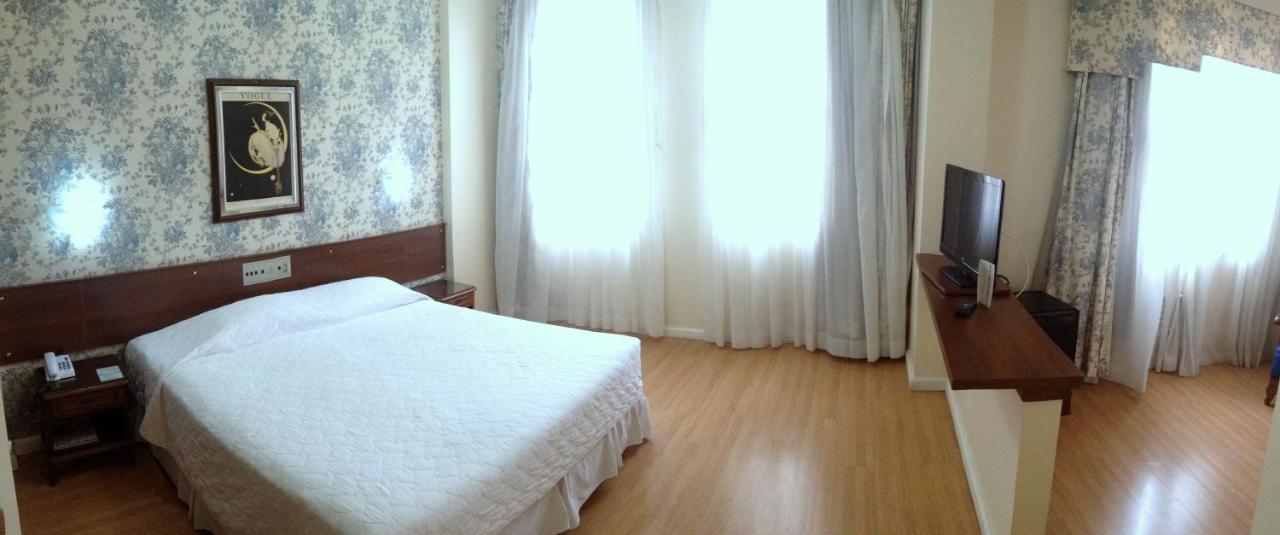 City Hotel 阿雷格里港 外观 照片