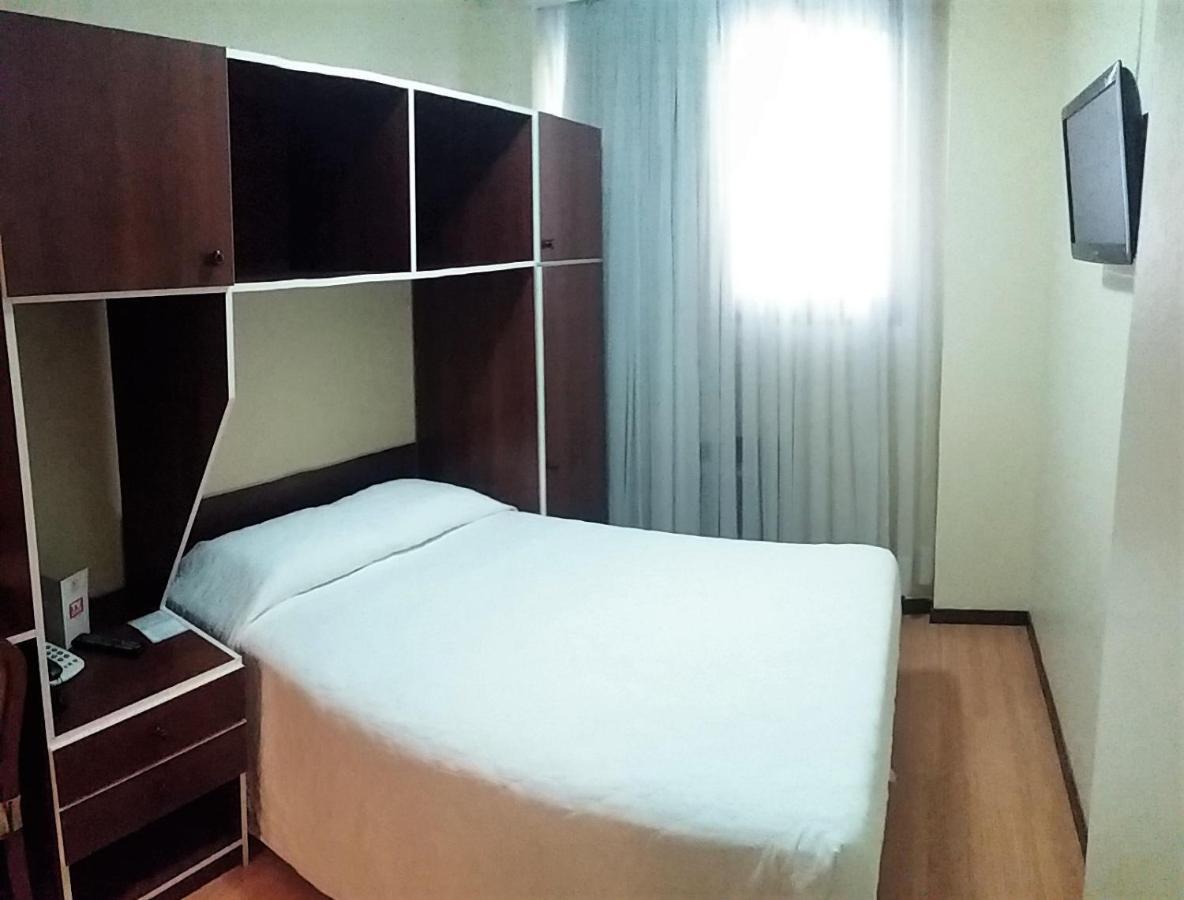 City Hotel 阿雷格里港 外观 照片