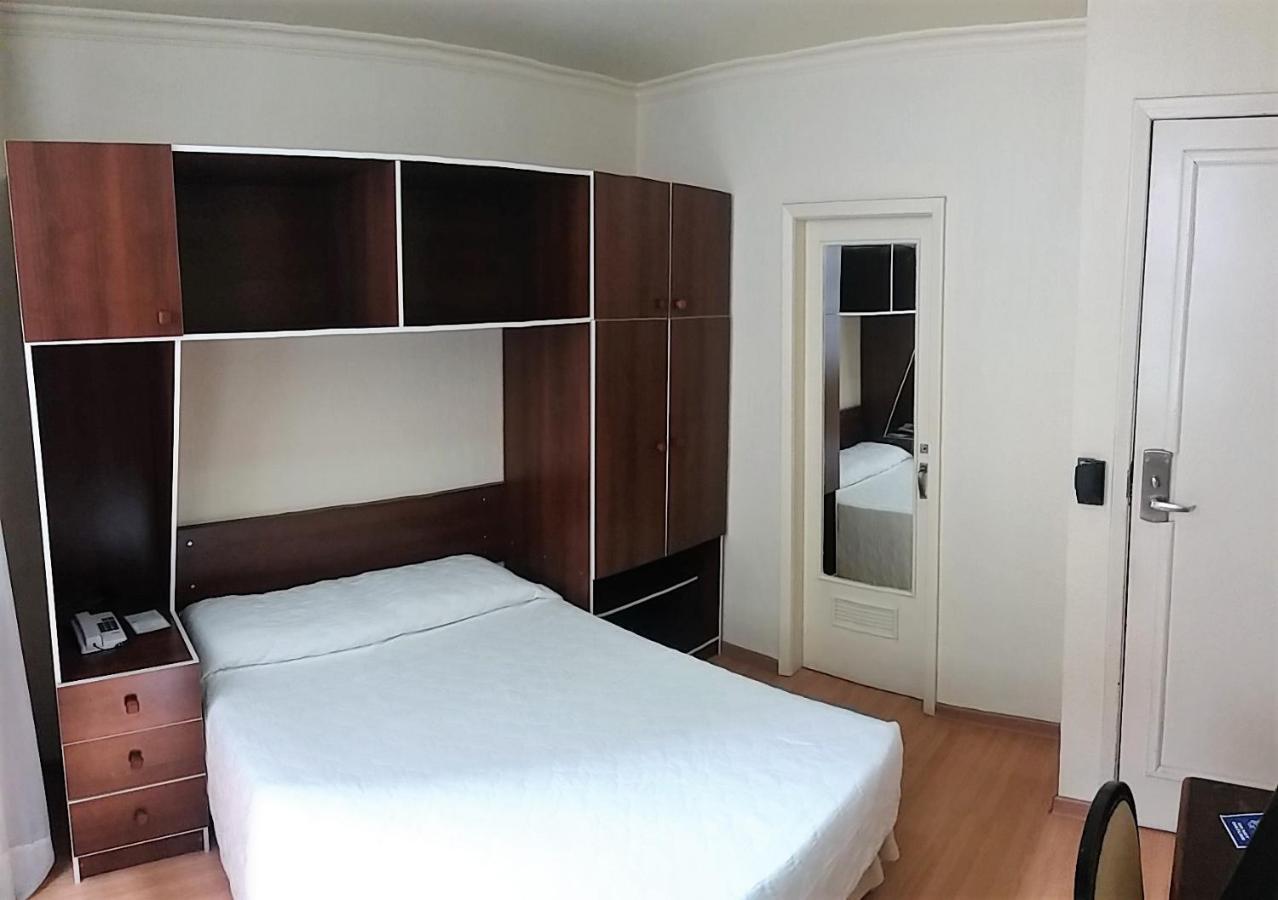 City Hotel 阿雷格里港 外观 照片