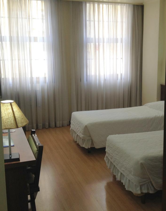 City Hotel 阿雷格里港 外观 照片