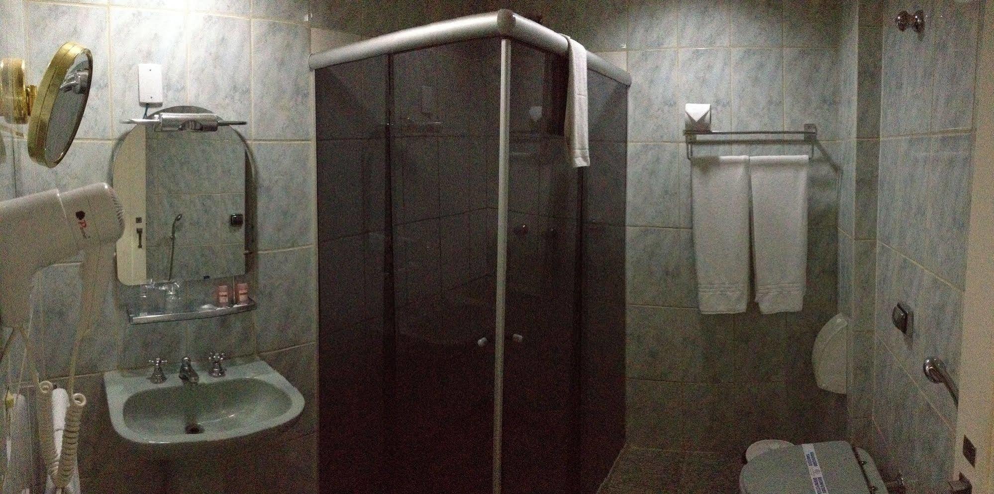 City Hotel 阿雷格里港 外观 照片