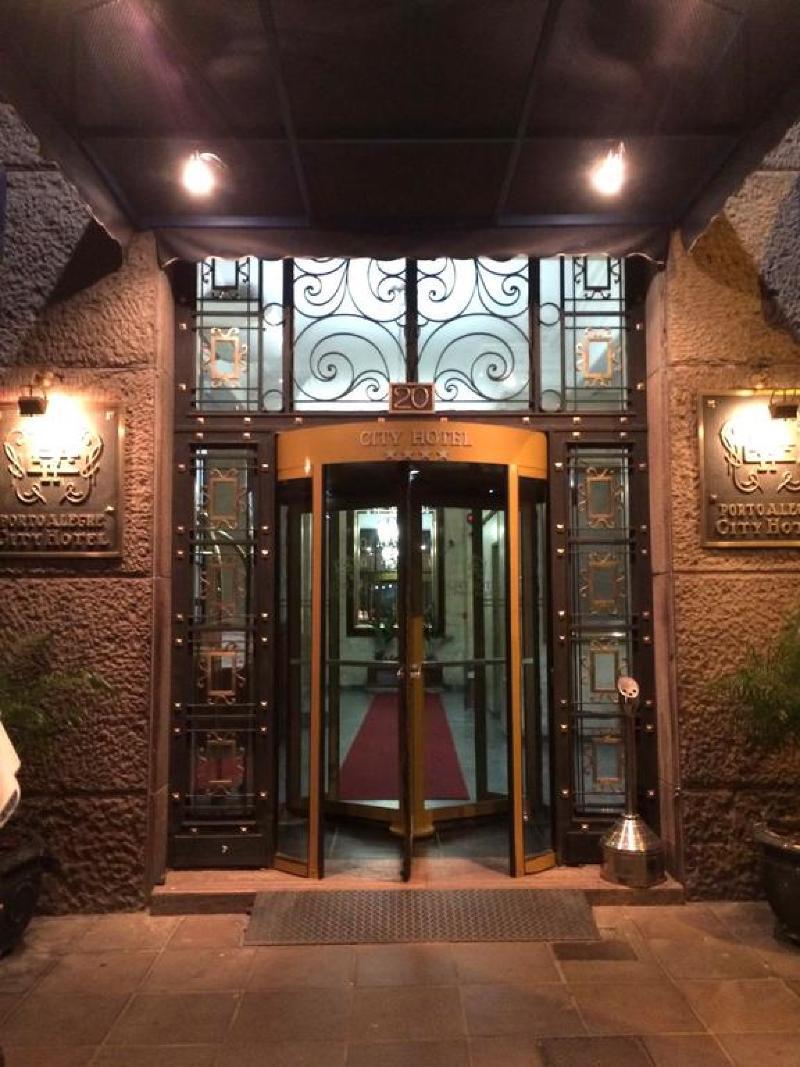 City Hotel 阿雷格里港 外观 照片